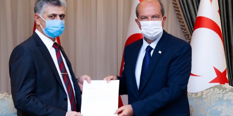 Cumhurbaşkanı Tatar,  Köseoğlu’nu Kamu Hizmeti Komisyonu Başkanı olarak atadı