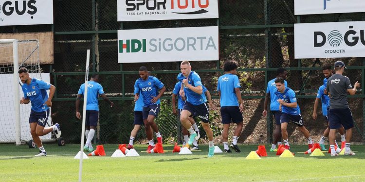 Fenerbahçe sezonu Adana’da açacak