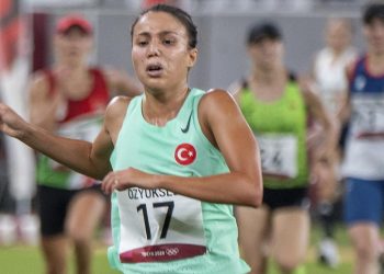 Türkiye modern pentatlonda madalyaya bir adım daha yaklaştı