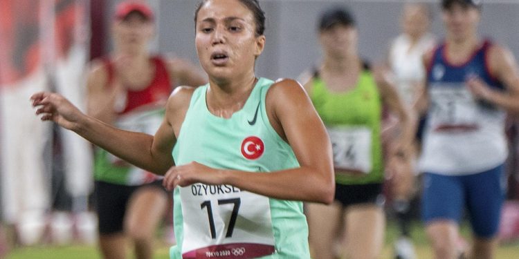 Türkiye modern pentatlonda madalyaya bir adım daha yaklaştı