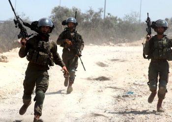 İsrail askerleri 5 Filistinliyi yaraladı