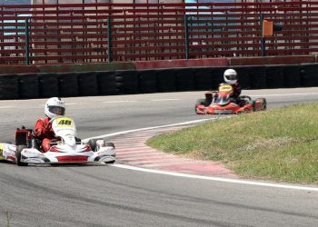 Kocaeli’de otomobil ve karting yarışları heyecanı yaşanıyor