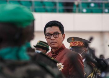 Madagaskar Cumhurbaşkanı tüm bakanları görevden aldı