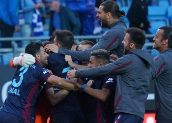 Trabzonspor’da ‘tur’ sevinci