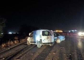 Direksiyon hakimiyetini kaybeden sürücü kaza yaptı!