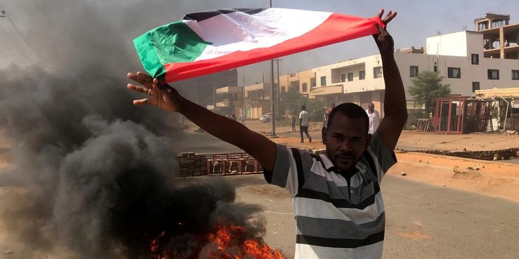 Sudan’da darbe karşıtı gösteriler: 2 gösterici daha hayatını kaybetti