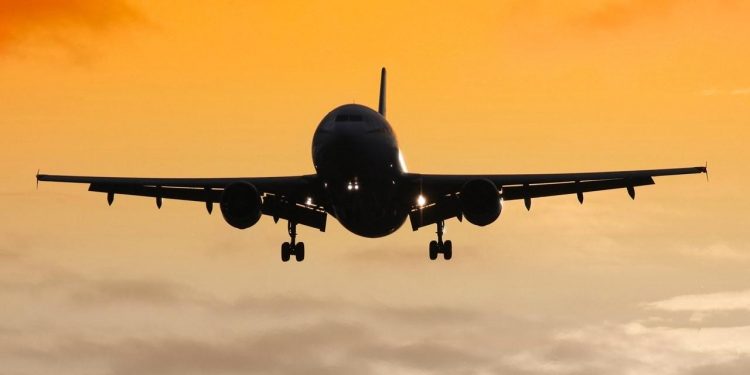 İspanya’nın La Palma havalimanı volkan külleri nedeniyle kapandı