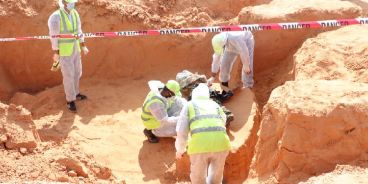 Libya’nın ‘toplu mezarlar kenti’ Terhune: 6 ceset daha bulundu