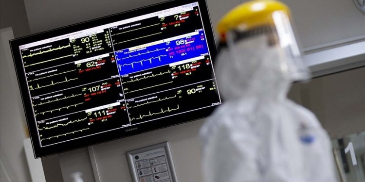 Türkiye’de 16 bin 910 kişinin Kovid-19 testi pozitif çıktı, 171 kişi hayatını kaybetti