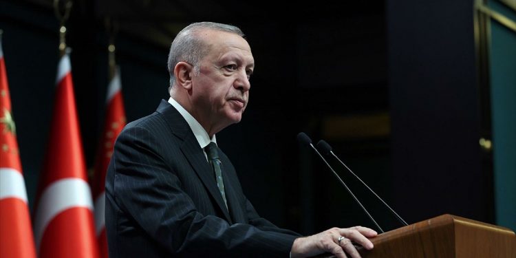 TC Cumhurbaşkanı Erdoğan: Döviz getirisine Türk lirası varlıklarla ulaşılabilmesini sağlayacak yeni araç devreye alınacak
