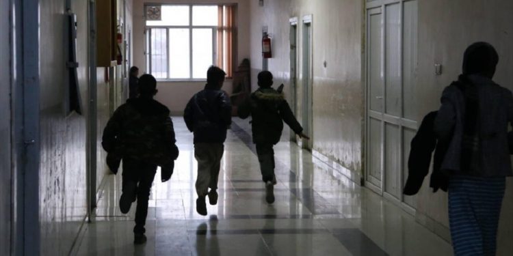 Afganistan yetimhanelerindeki çocuklar gıda krizi nedeniyle aç yatıyor