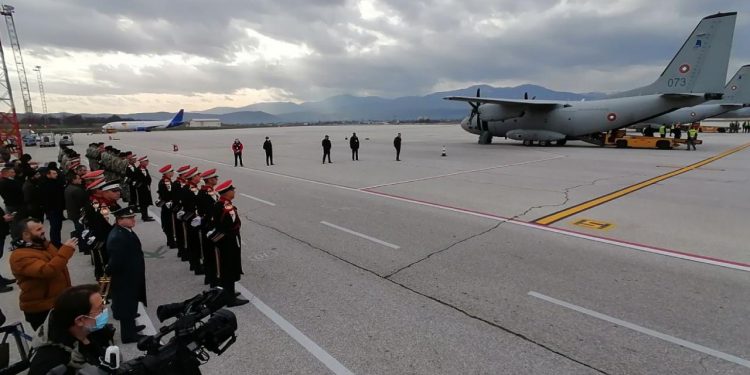 Bulgaristan’daki otobüs kazasında ölenlerin cenazeleri Kuzey Makedonya’ya ulaştı
