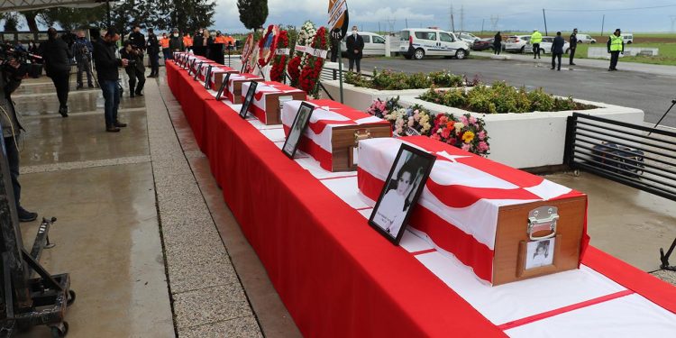 KKTC’de 47 yıl önce şehit edilen 11 çocuk defnedildi