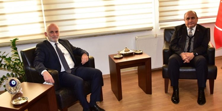 TAK Müdürü Gürdallı ve Yönetim Kurulu, TC Lefkoşa Büyükelçisi Başçeri’yi ziyaret etti