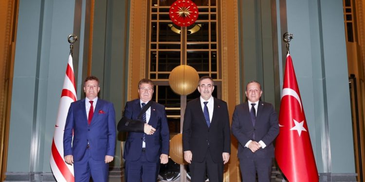 Başbakan Üstel: KKTC ile Türkiye arasındaki sarsılmaz bağlarımızı teyit ettik