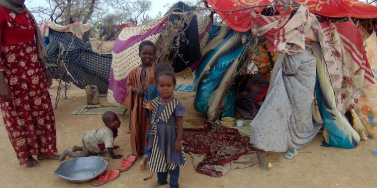 Sınır Tanımayan Doktorlar: Sudan'da her 2 saatte en az bir çocuk ölüyor
