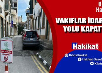 Vakıflar İdaresi yanındaki yol Vakıflar personeli tarafından trafiğe kapatıldı
