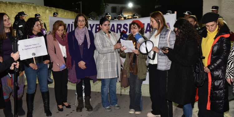 8 Mart Dünya Emekçi Kadınlar Günü nedeniyle Lefkoşa’da yürüyüş düzenlendi