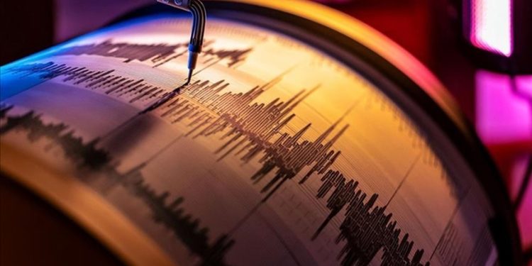Akdeniz’de 4 büyüklüğünde deprem