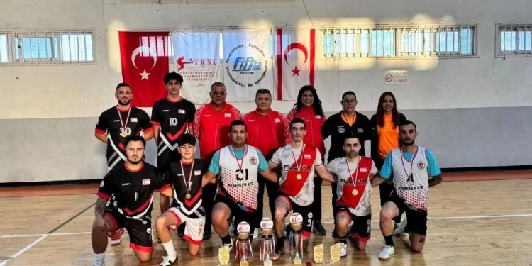 Futbol Tenisi Federasyonu tarafından organize edilen “Cumhuriyet Kupası” tamamlandı