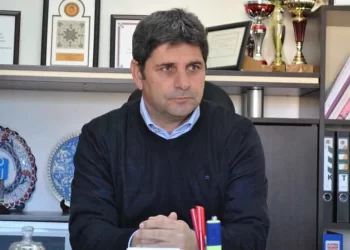 Ovgos Fay hattı ses verirken, yetkililerden tıs çıkmaması normal mi?