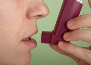 Astım atağına karşı 50 yıl sonra ilk kez yeni bir tedavi yöntemi keşfedildi