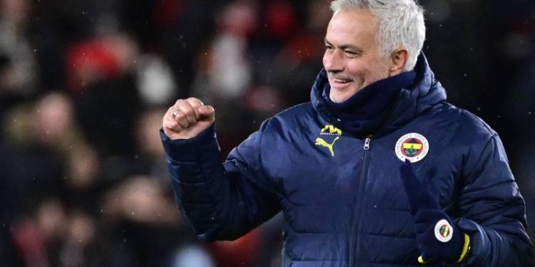 Jose Mourinho’dan dikkat çeken başarı! Carlo Ancelotti’den sonra…