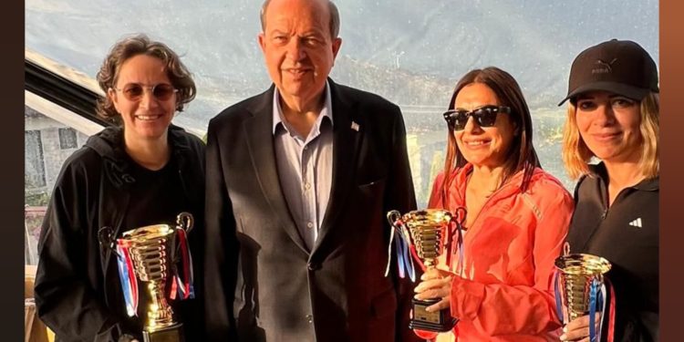 Cumhurbaşkanı  Tatar, Uluslararası Cumhuriyet Klasik Otomobil Rallisi’nin ödül törenine katıldı