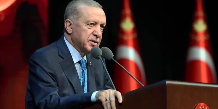 Erdoğan: Şam asıl sahiplerinin eline geçti