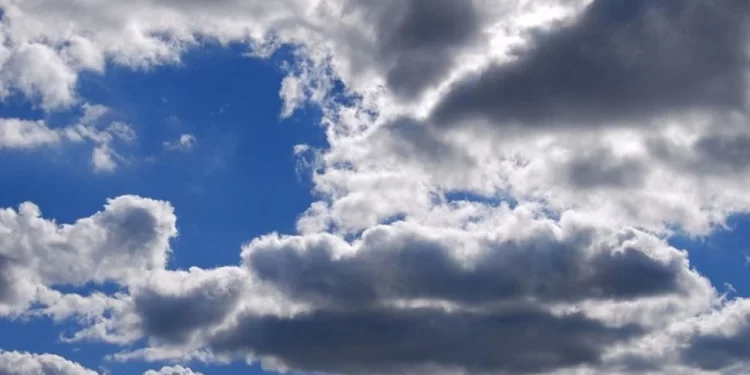 Hava bugün az bulutlu olacak