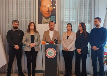 Eczacılar Birliği Yönetim Kurulu görevi bıraktı!