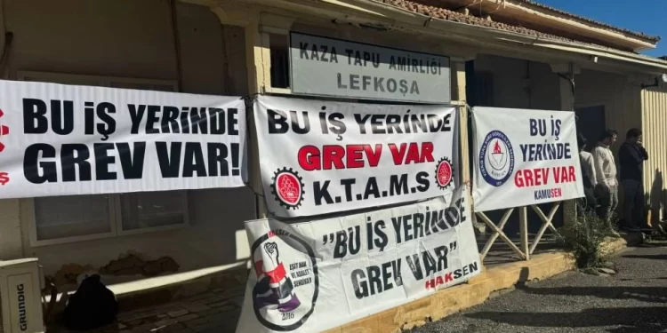 Lefkoşa Kaza Tapu Amirliği’ndeki grev askıya alındı