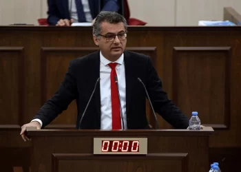Yarattığınız sadece kişisel çıkarlar peşinde koşan bir yapıdır