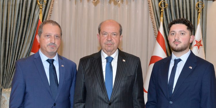 Tatar:Asla azınlık olarak görülmeyi kabul etmeyeceğiz