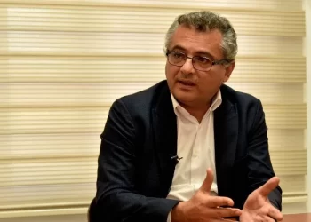 Erhürman: Her kafadan ayrı bir ses çıkıyor