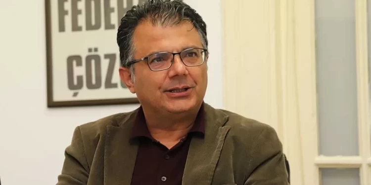 Asım Akansoy: Temel sorun iki toplum arasındaki güven ve yakınlaşmayı sağlayacak birlik eksikliğidir