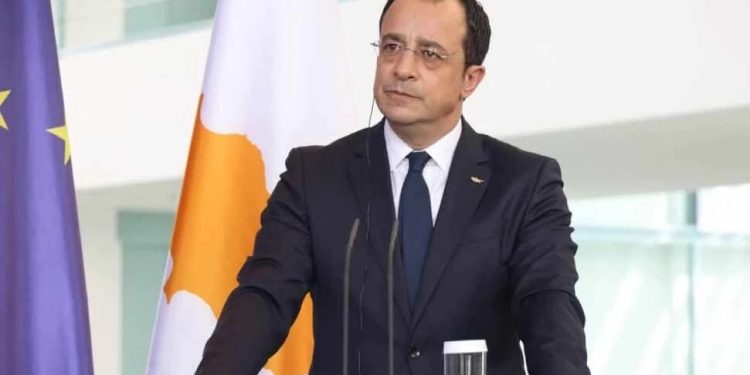 Hristodulidis Cenevre’ye ELAM hariç, Rum Ulusal Konseyi eşliğinde gidiyor