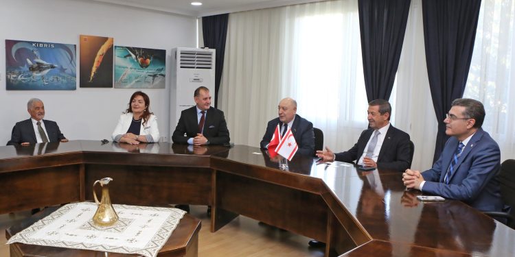 Dışişleri Bakanı Ertuğruloğlu:Türk birliğine inanıyoruz