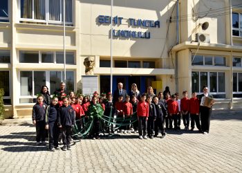 Cumhurbaşkanı Tatar, mezunu olduğu Şehit Tuncer İlkokulu’nu ziyaret etti: “Gönül bağım asla kopmadı”