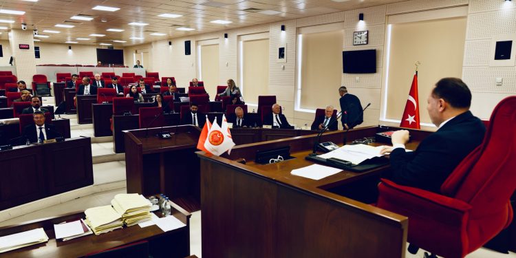 Meclis Genel Kurulu denetim göreviyle toplandı