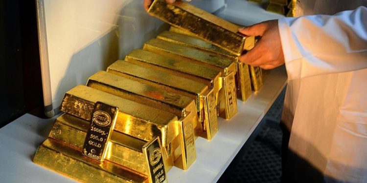 Altına güvenli liman talebi sürüyor