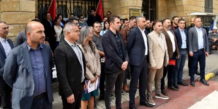 Posta Dairesi’nde grev: Ülke hem güven, hem itibar kaybıyla karşı karşıya