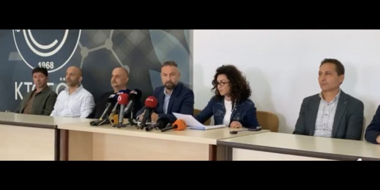 KTÖS ve KTOEÖS, Salı günü yapılacak yürüyüşe ilişkin basın toplantısı düzenledi