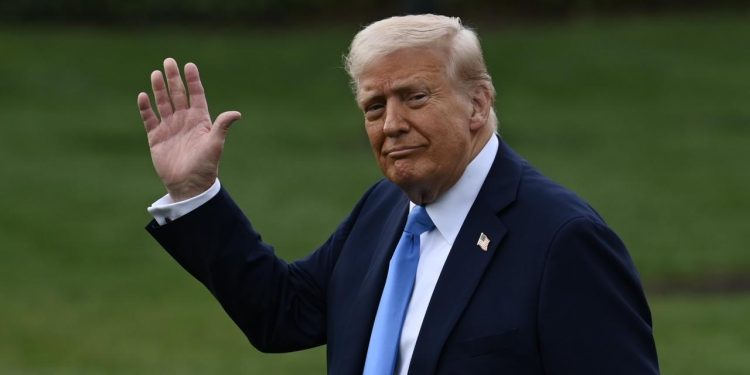 ABD Başkanı Trump: Tarife politikasında iyi gidiyoruz