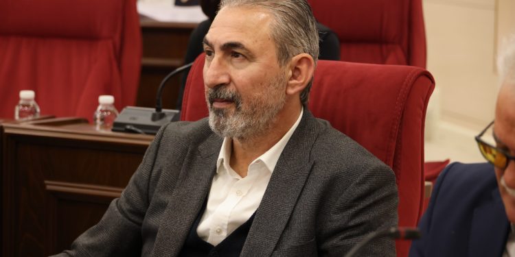 Tosunoğlu’nun dokunulmazlığının kaldırılmasını incelemek üzere oluşturulan komitenin üye sayısının 5 olmasına karar verildi